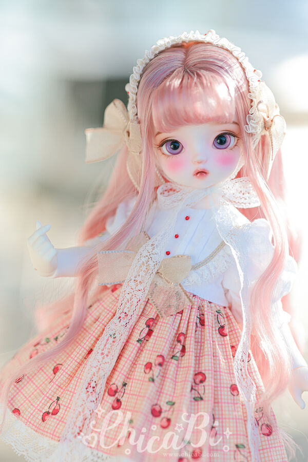ChicaBi  / Milk Stormi