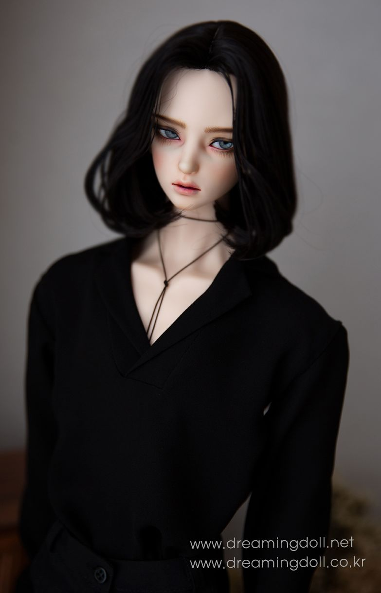 DREAMING DOLL   / Louis