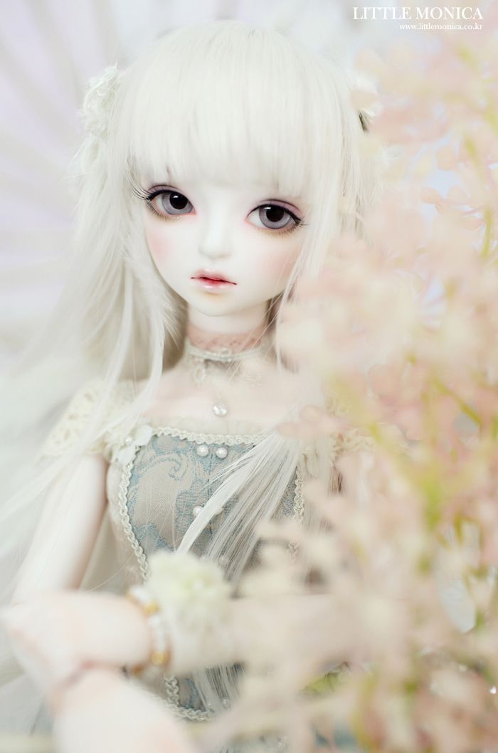 LITTLE MONICA / Little Sophia 【Pinkish White Skin (Old White)】